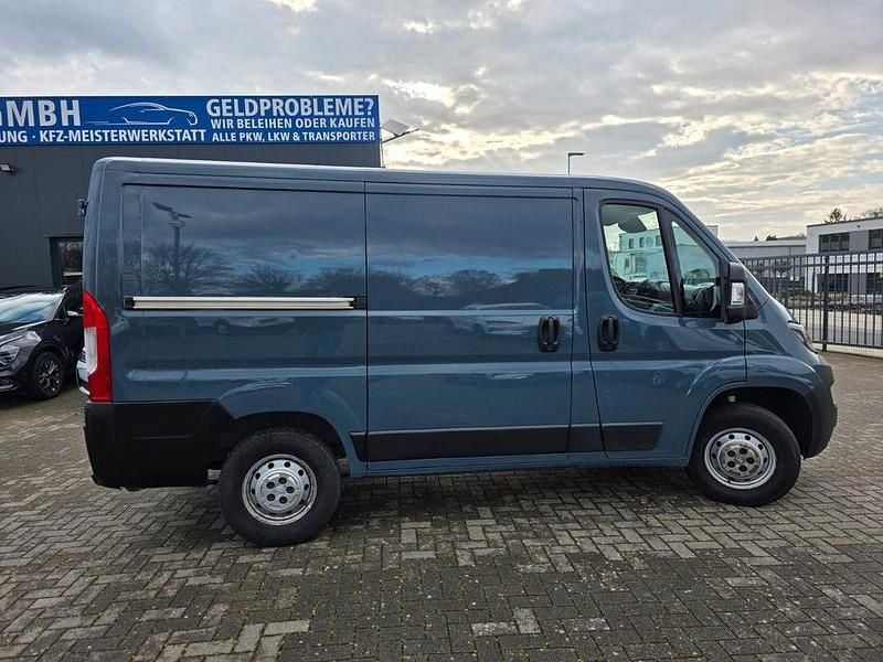Gebraucht Peugeot Boxer 120 PS (88 kW) 2021 Grau Van