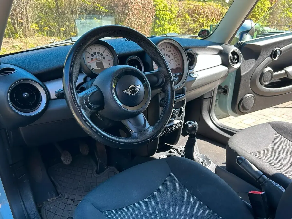 Usata Mini ONE 75 CV (55 kW) 2011 Blu Utilitaria