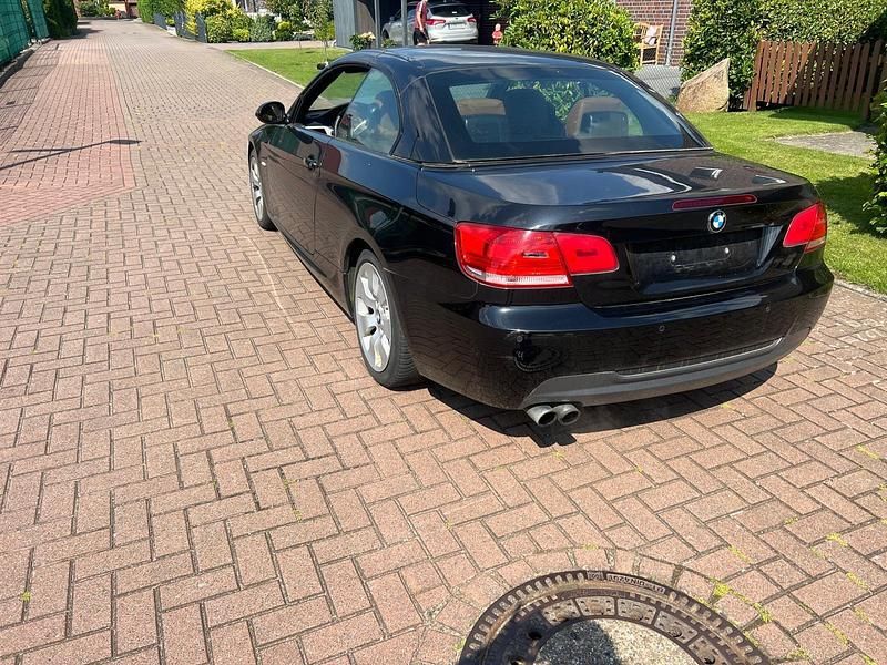Schwarz Gebraucht 2007 BMW M3 Cabriolet Cabrio | 6.000 € - Bild 1/4