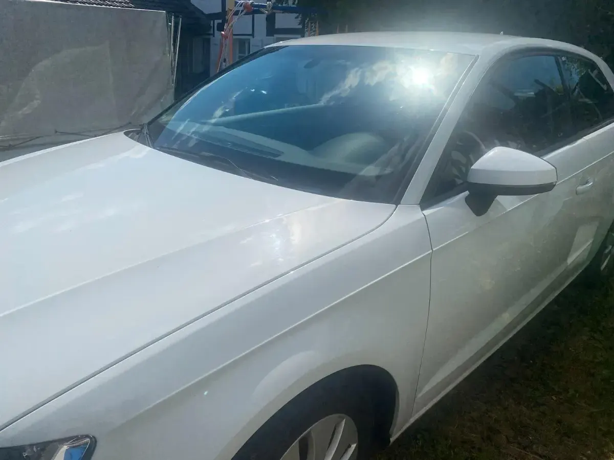 Gebraucht Audi A3 105 PS (77 kW) 2014 Weiß Kleinwagen