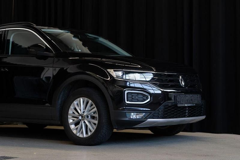 Gebraucht VW T-Roc Style 150 PS (110 kW) 2023 Beige (deep black perleffekt) SUV