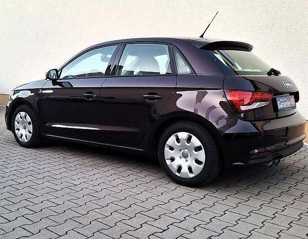 Gebraucht Audi A1 Sportback Sport 125 PS (91 kW) 2016 Shirazrot metallic Kleinwagen