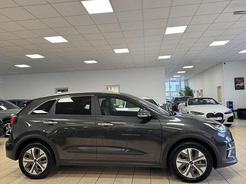 Gebraucht Kia e-Niro Premium 100 kW (136 PS) 2021 Grau SUV