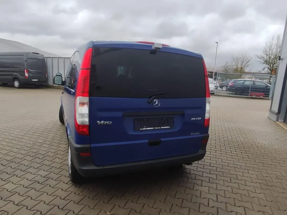 Gebraucht Mercedes Vito 116 PS (85 kW) 2008 Blau Van