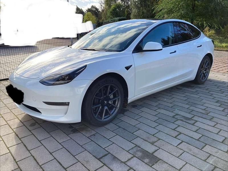 Gebraucht Tesla Model 3 366 kW (498 PS) 2021 Weiß Limousine