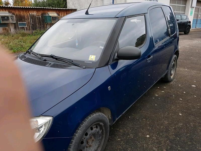 Braun Gebraucht 2010 Skoda Roomster Van | 1.900 € (Superpreis) - Bild 1/4