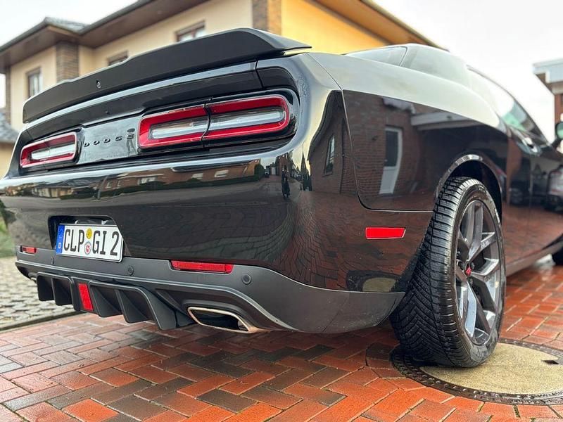 Gebraucht Dodge Challenger SXT 309 PS (227 kW) 2021 Schwarz Coupé