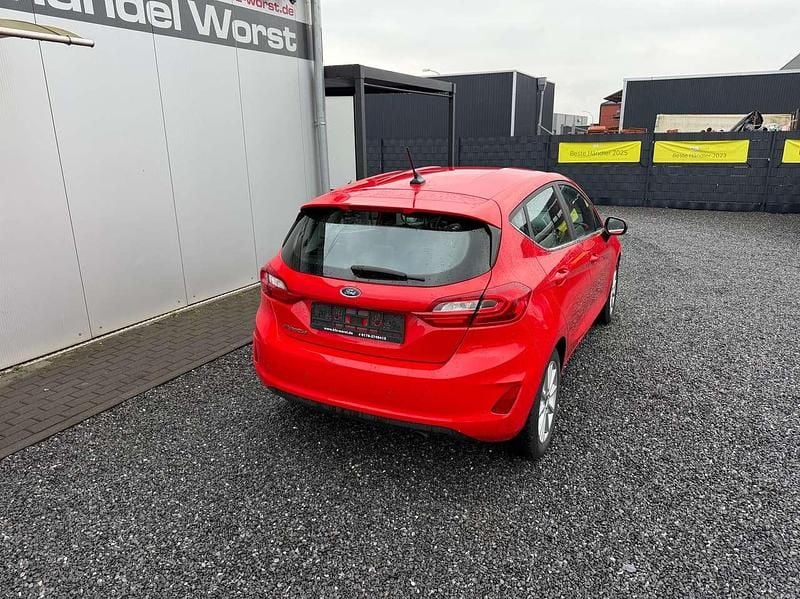 Gebraucht Ford Fiesta Titanium 95 PS (69 kW) 2020 Rot Kleinwagen