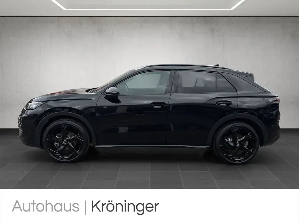 Gebraucht VW T-Roc R-line 150 PS (110 kW) 2026 Grenadillschwarz metallic SUV