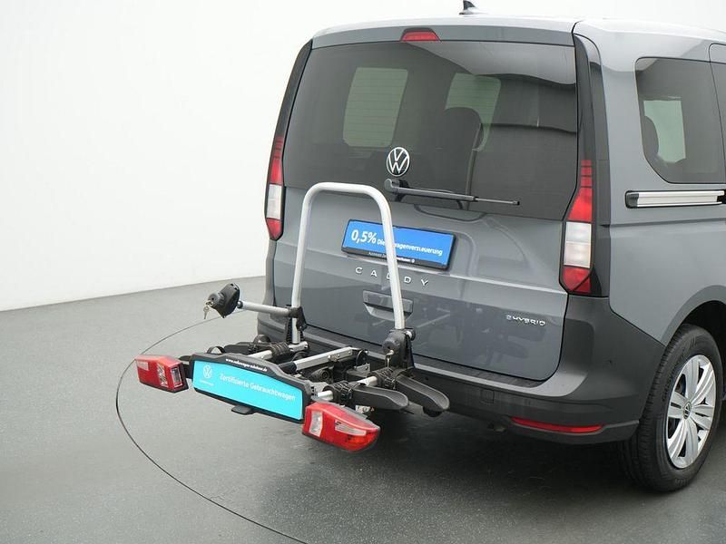 Gebraucht VW Caddy Basis 150 PS (110 kW) 2025 Grau Van / Kleinbus