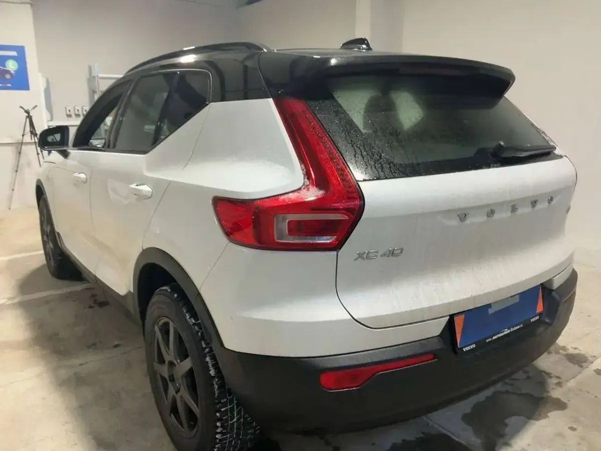Gebraucht Volvo XC40 R-Design 190 PS (139 kW) 2019 Weiß SUV