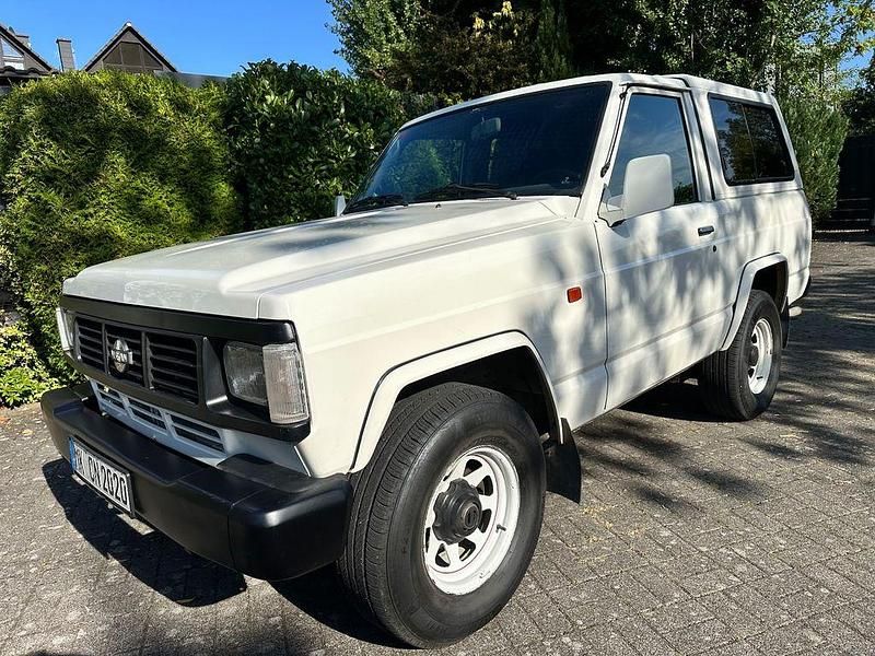 Weiß Gebraucht 1989 Nissan Patrol SUV | 13.900 € - Bild 1/4