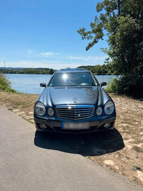 Gebraucht 2007 Mercedes E230 Elegance Limousine | 7.500 € - Bild 1/4