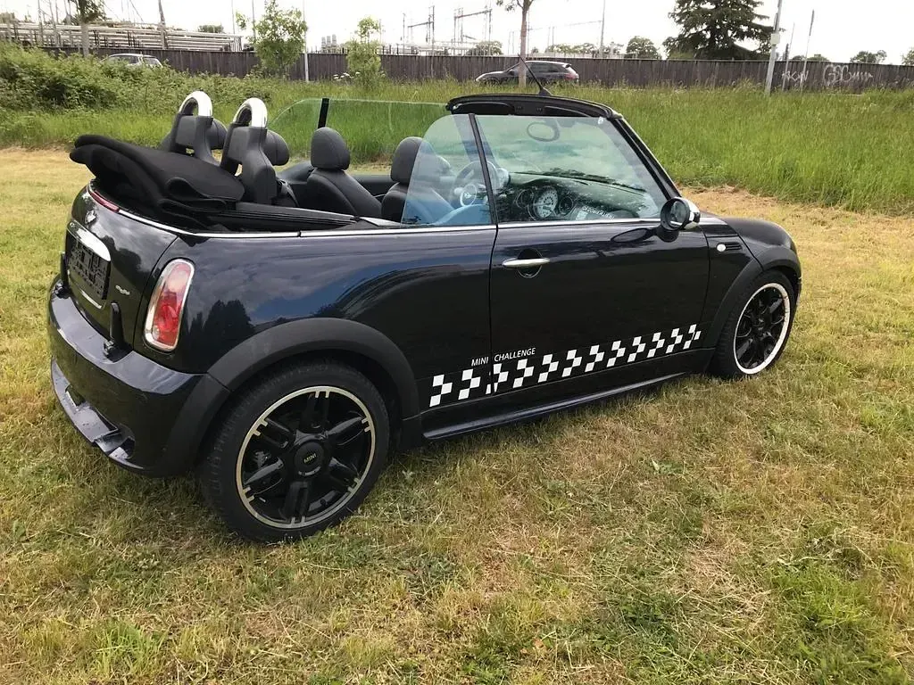 Gebraucht Mini Cooper Cabriolet 116 PS (85 kW) 2007 Schwarz Cabrio
