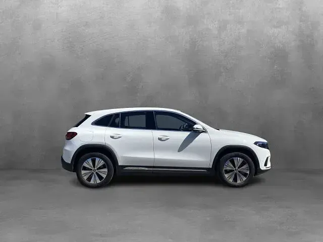 Gebraucht Mercedes EQA250 139 kW (190 PS) 2025 Unilack polarweiß SUV