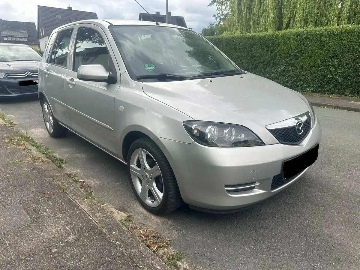 Gebraucht Mazda 2 80 PS (58 kW) 2006 Grau Kleinwagen