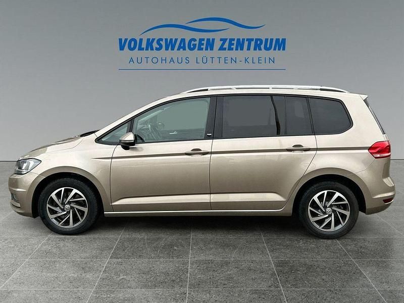 Gebraucht VW Touran Sound 150 PS (110 kW) 2018 Beige Van / Kleinbus