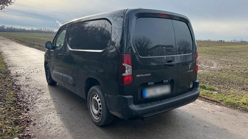 Gebraucht Citroën Berlingo 128 PS (94 kW) 2019 Schwarz Van / Kleinbus