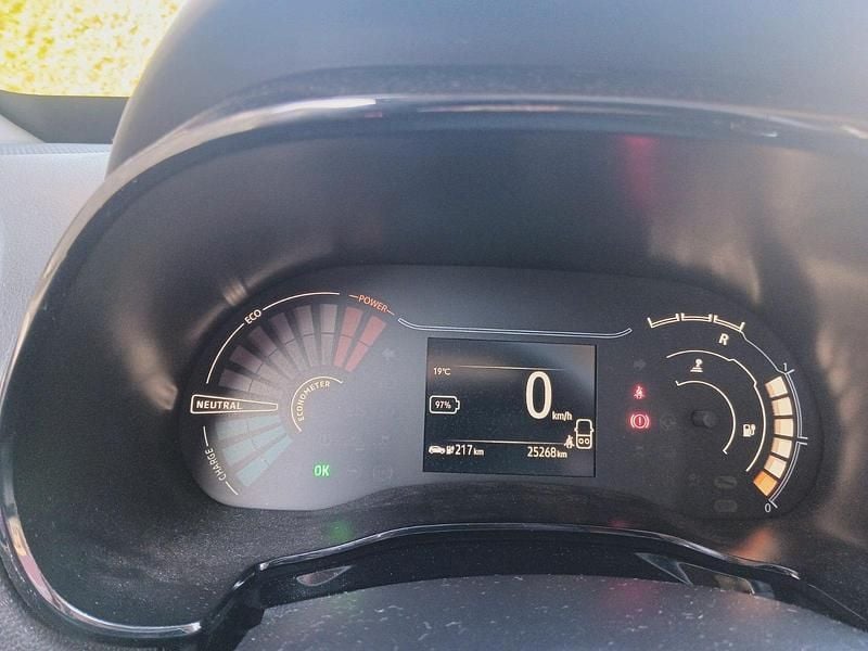 Second-hand Dacia Spring 32 kW (44 CP) 2023 Albastru Hatchback