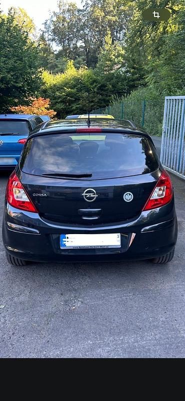 Second-hand Opel Corsa Active 100 CP (73 kW) 2014 Negru Hatchback