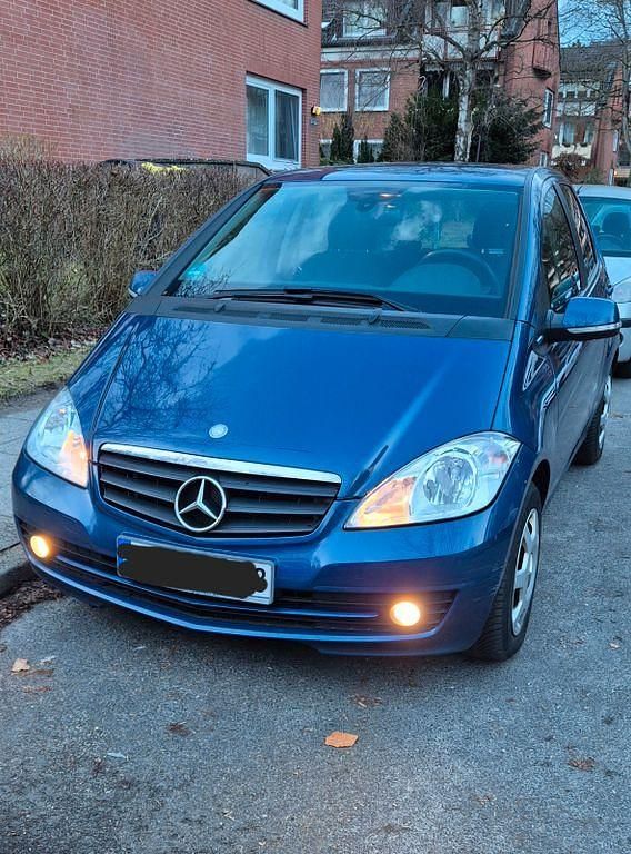 Gebraucht Mercedes A160 95 PS (69 kW) 2011 Blau Van / Kleinbus