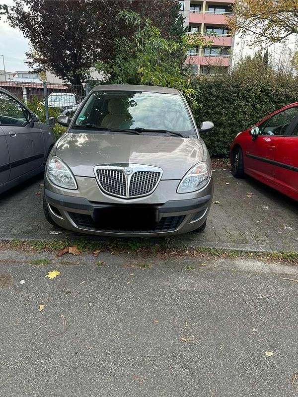 Gebraucht 2004 Lancia Ypsilon Kleinwagen | 2.600 € (Etwas zu teuer) - Bild 1/4