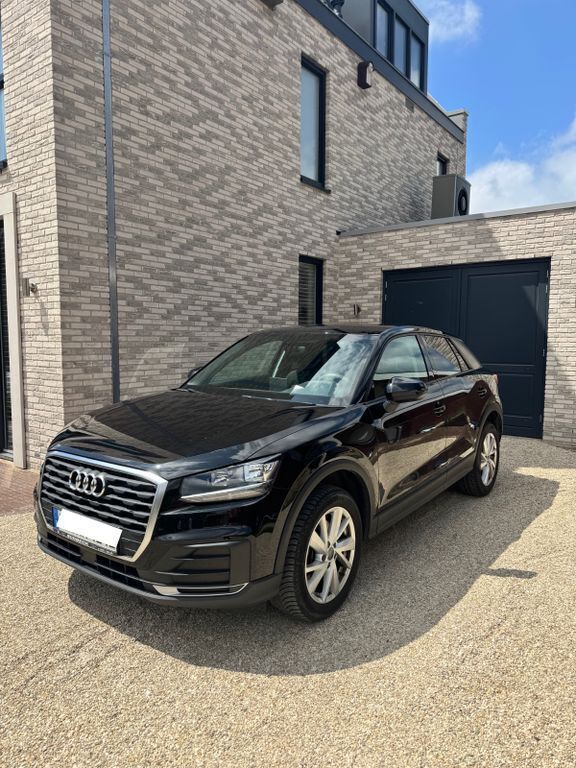 Schwarz Gebraucht 2017 Audi Q2 Comfort SUV | 14.500 € (Guter Preis) - Bild 1/4