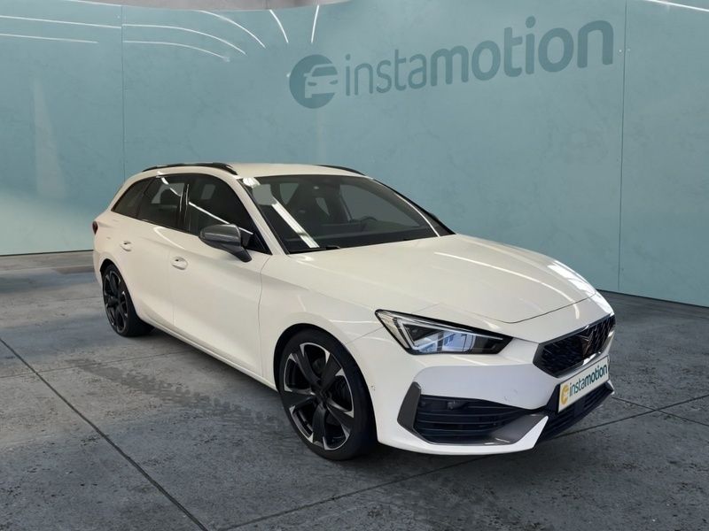Weiß Gebraucht 2023 Cupra Leon VZ Kombi | 41.500 € (Teuer) - Bild 1/4