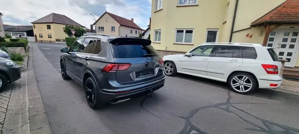 Gebraucht VW Tiguan Highline 239 PS (175 kW) 2019 Grau SUV