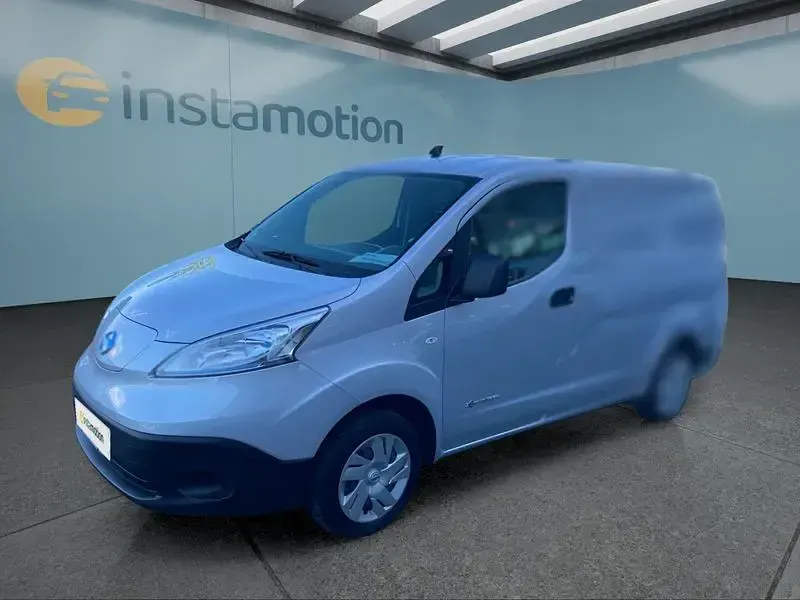 Gebraucht Nissan e-NV200 Comfort 80 kW (109 PS) 2021 Silber Van / Kleinbus