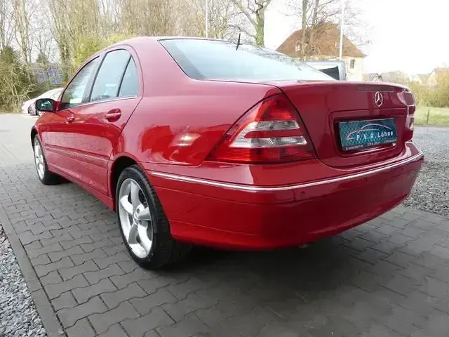Gebraucht Mercedes C280 231 PS (169 kW) 2006 Feueropal Limousine