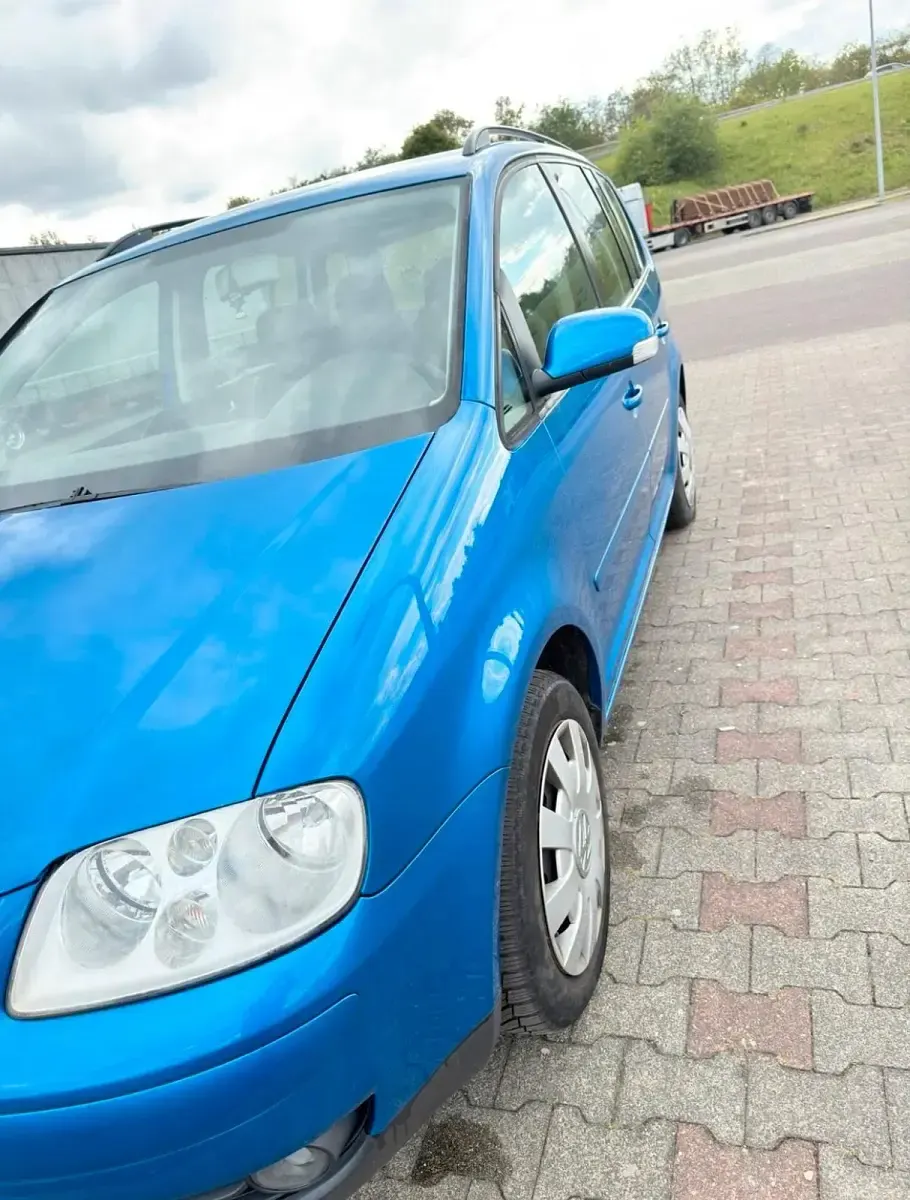Gebraucht VW Touran 115 PS (84 kW) 2004 Blau Van / Kleinbus