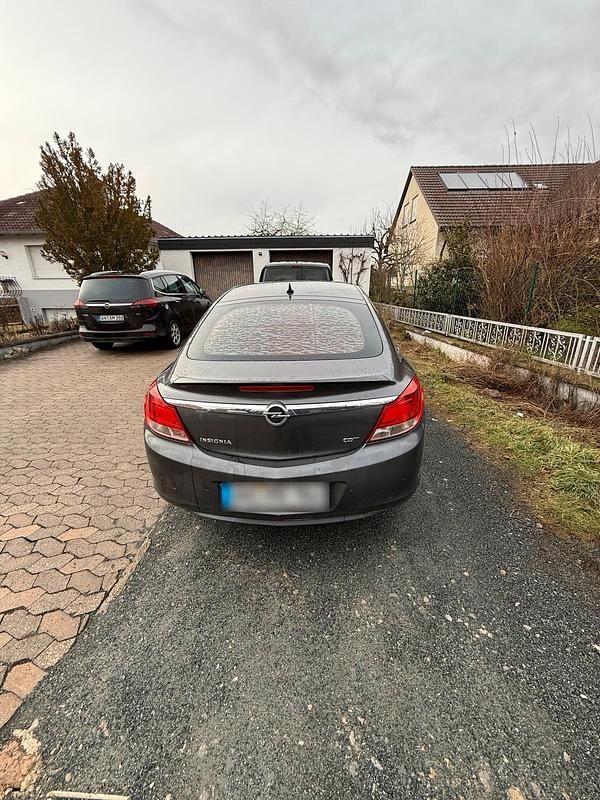 Gebraucht Opel Insignia 160 PS (117 kW) 2009 Grau Limousine