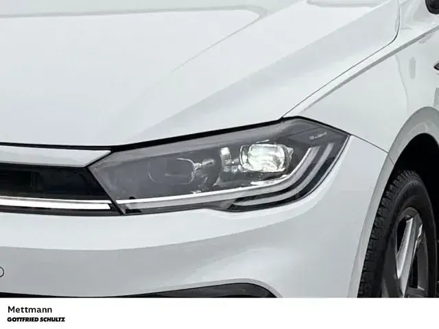 Gebraucht VW Polo R-line 110 PS (80 kW) 2023 Weiss Kleinwagen