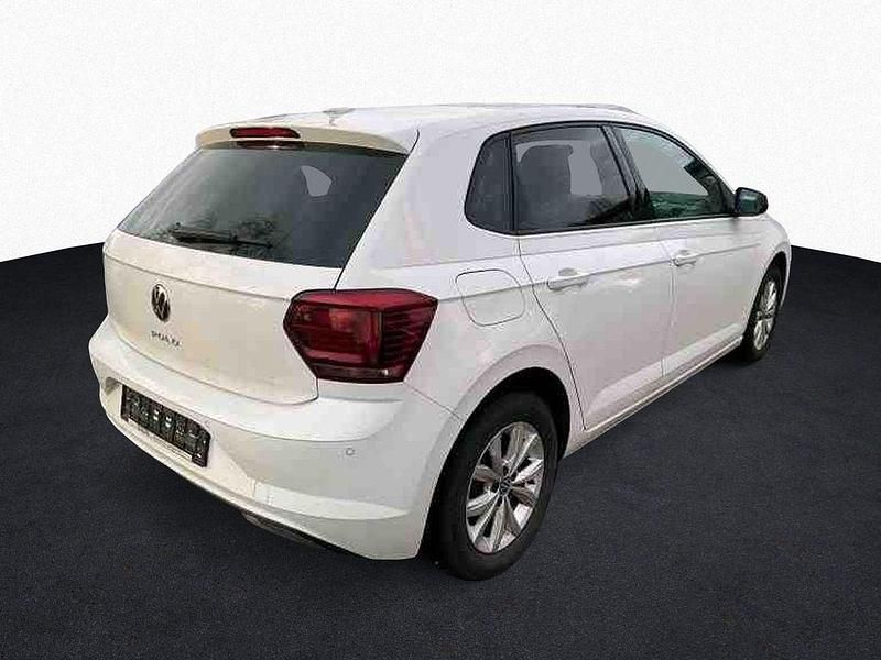 Gebraucht VW Polo Highline 95 PS (69 kW) 2021 Pure white Limousine