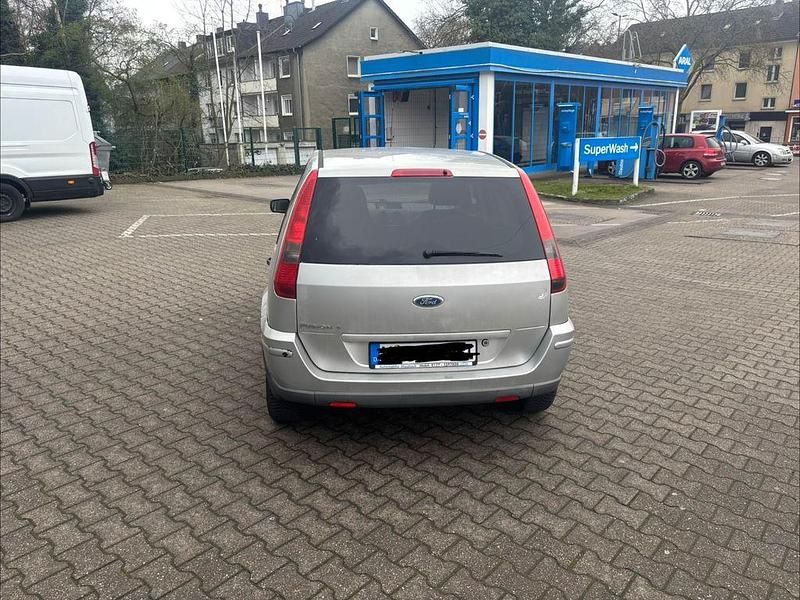 Gebraucht Ford Fusion 80 PS (58 kW) 2004 Grau Kleinwagen