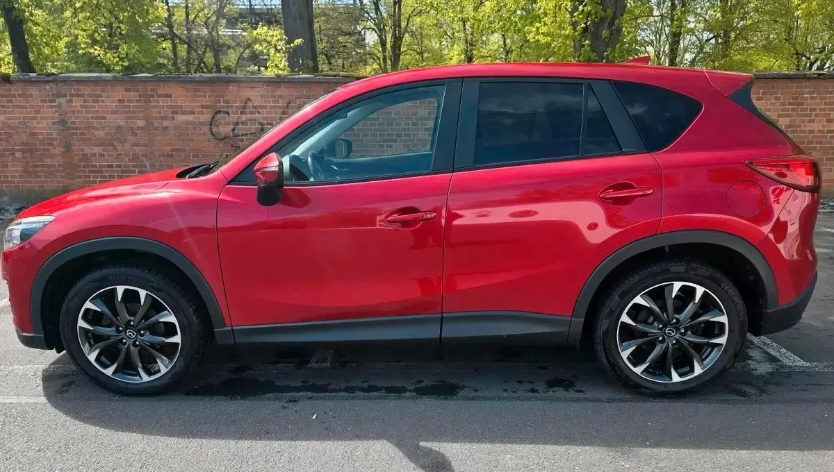 Second-hand Mazda CX-5 175 CP (128 kW) 2015 Roșu SUV