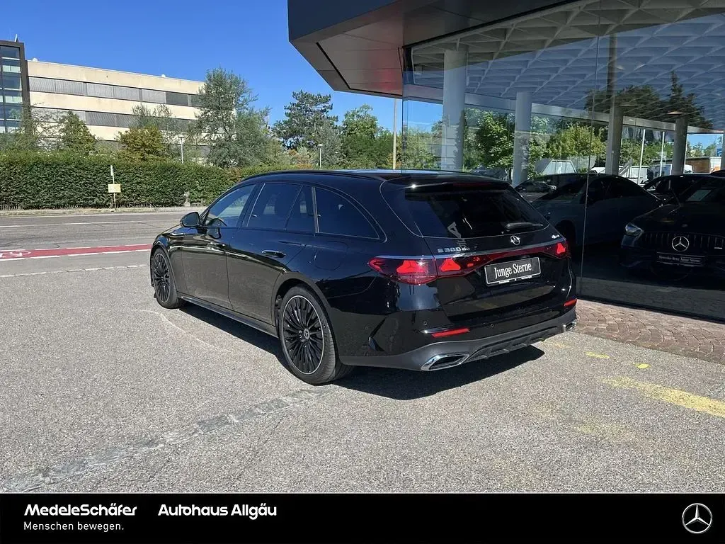 Gebraucht Mercedes E300 Premium 313 PS (230 kW) 2024 Schwarz Limousine