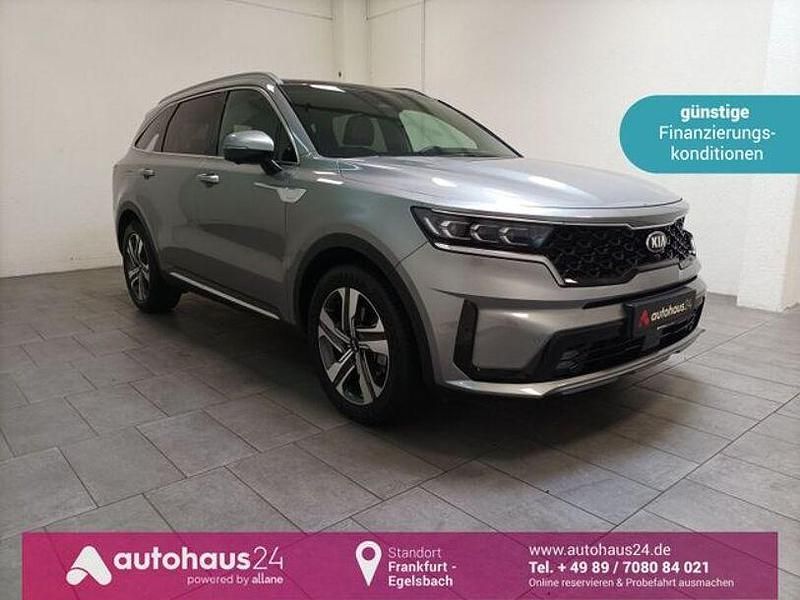 Grau Gebraucht 2021 Kia Sorento Platinum SUV | 37.470 € (Guter Preis) - Bild 1/4