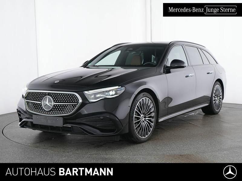 Lack obsidianschwarz Gebraucht 2024 Mercedes E300 AMG Kombi | 59.099 € (Teuer) - Bild 1/4