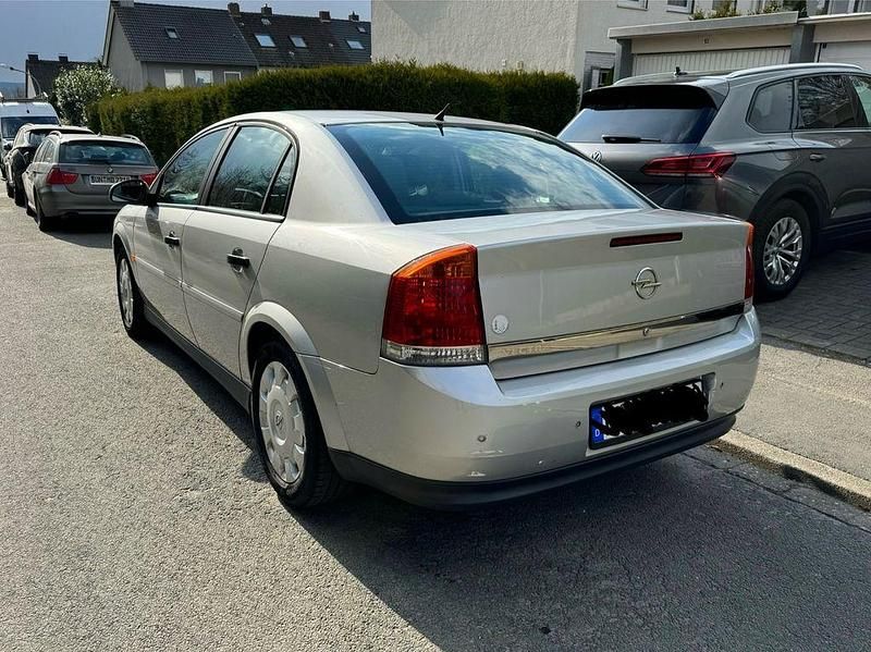 Gebraucht Opel Vectra 147 PS (108 kW) 2003 Silber Limousine