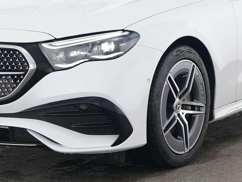 Gebraucht Mercedes E300 AMG 204 PS (150 kW) 2024 Manufaktur lack manufaktur opa Kombi