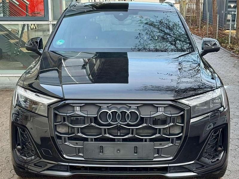 Gebraucht Audi Q7 286 PS (210 kW) 2025 Mythosschwarz metallic SUV