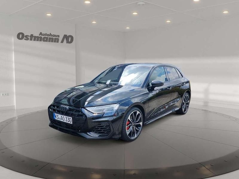 Mythosschwarz metallic Gebraucht 2025 Audi S3 Sport Limousine | 57.880 € (Teuer) - Bild 1/4