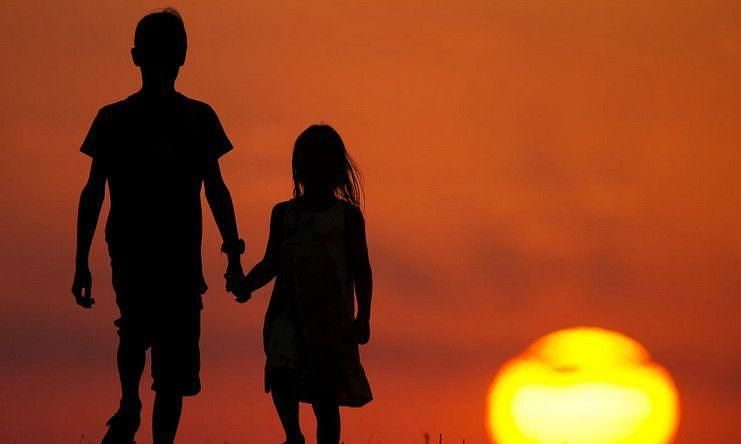 Schwarz Gebraucht 2016 VW Golf VII Trendline Kombi | 10.500 € (Teuer) - Bild 1/1