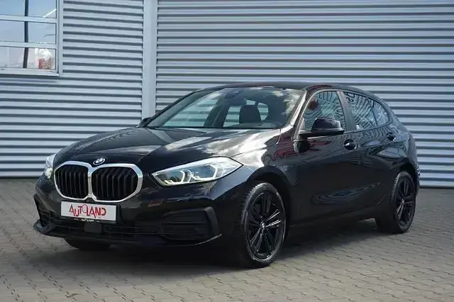 Gebraucht BMW 118 Advantage 136 PS (100 kW) 2021 Schwarz Kleinwagen