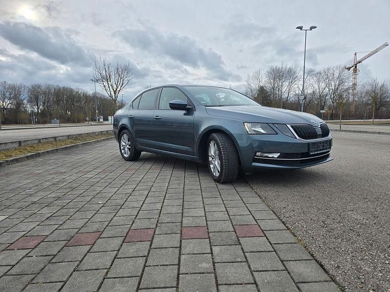 Gebraucht Skoda Octavia 150 PS (110 kW) 2018 Grau Limousine