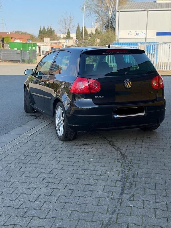 Gebraucht VW Golf GT 140 PS (102 kW) 2008 Blau Coupé