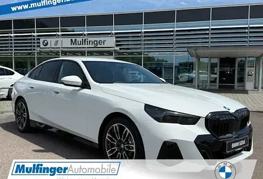 Neu BMW 520 Comfort Edition 197 PS (144 kW) 2026 Weiß Limousine