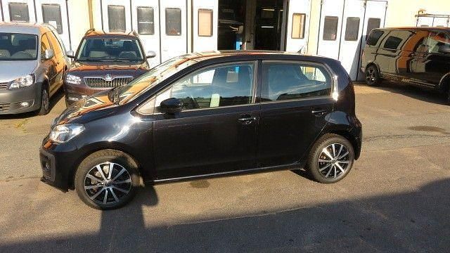Schwarz Gebraucht 2018 VW up! high up! Kleinwagen | 8.850 € (Fairer Preis) - Bild 1/4
